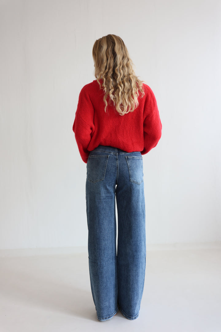 Downtown Classic Straight Fit Jeans