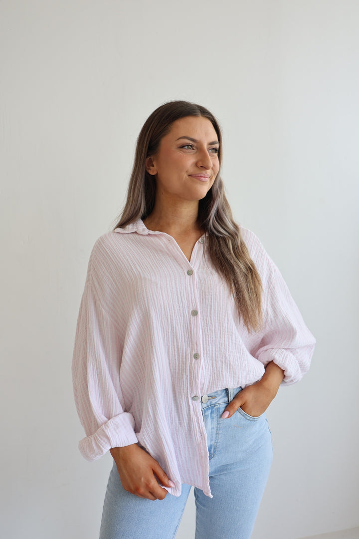 Kurzes Blusenhemd aus Musselin Wide Stripes