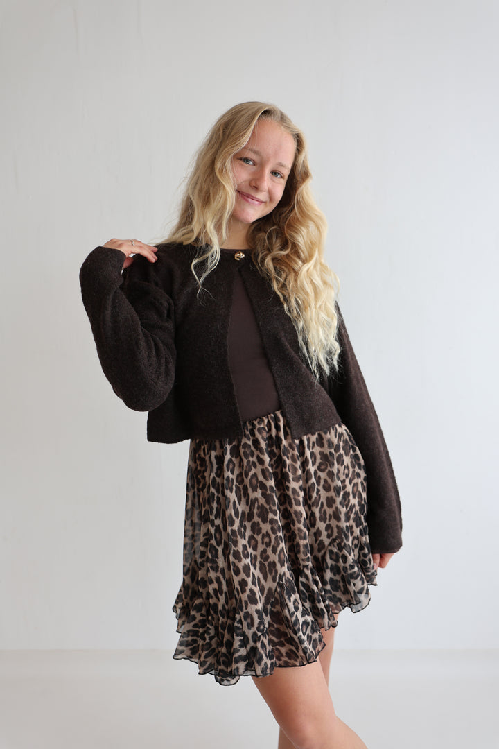 Cardigan Halo Button
