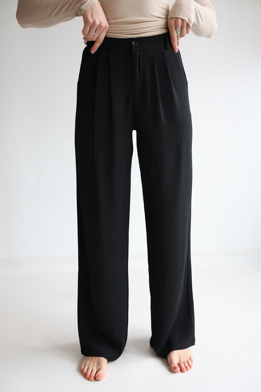 Loose Fit Pants Sina