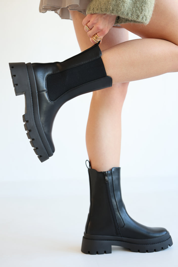 Platform Chelsea Boots Emilia