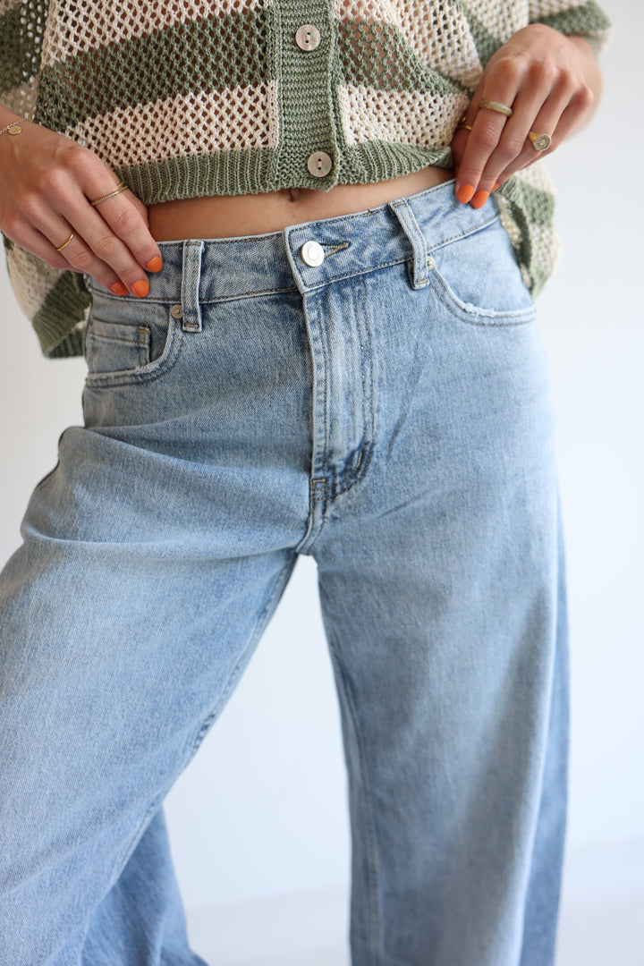 Relaxed Barrel Jeans Kesha