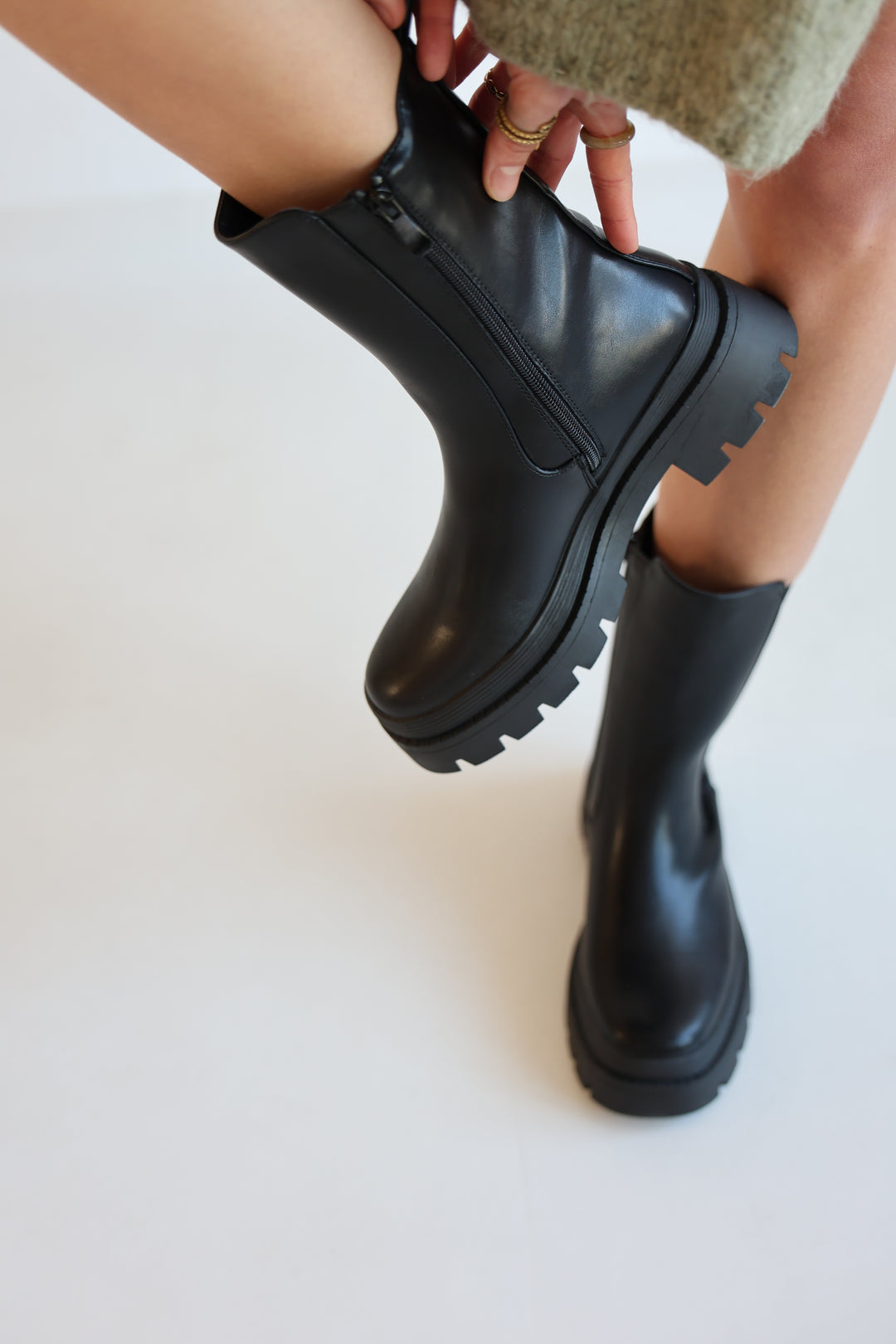Platform Chelsea Boots Emilia