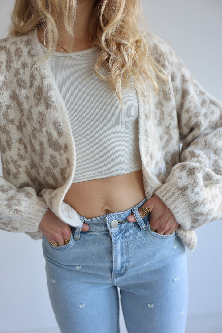 Offener Cardigan mit Leoprint