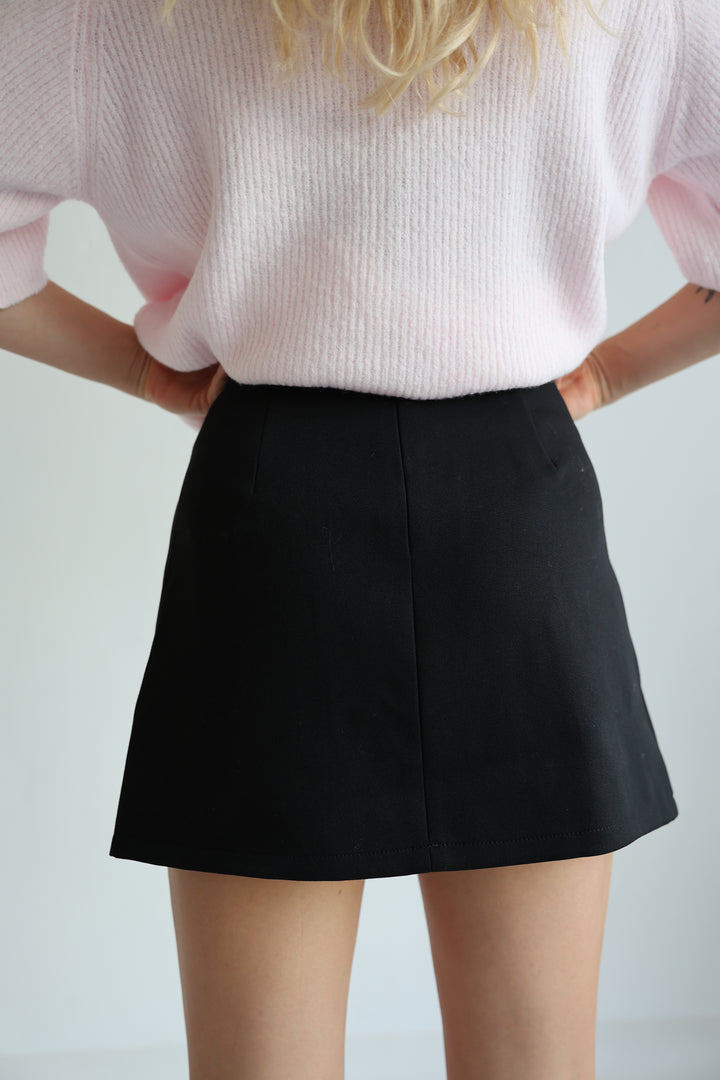 Kurzer Hosenrock mit Gürtel Britney