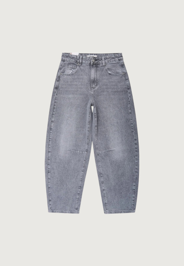 Barrel Fit Daily Jeans