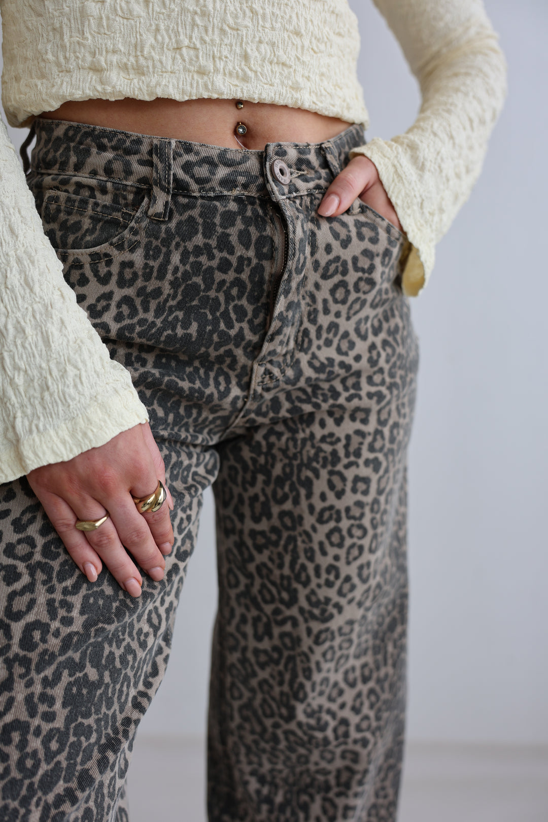 Wide Leg Jeans mit Leoprint (265-34)