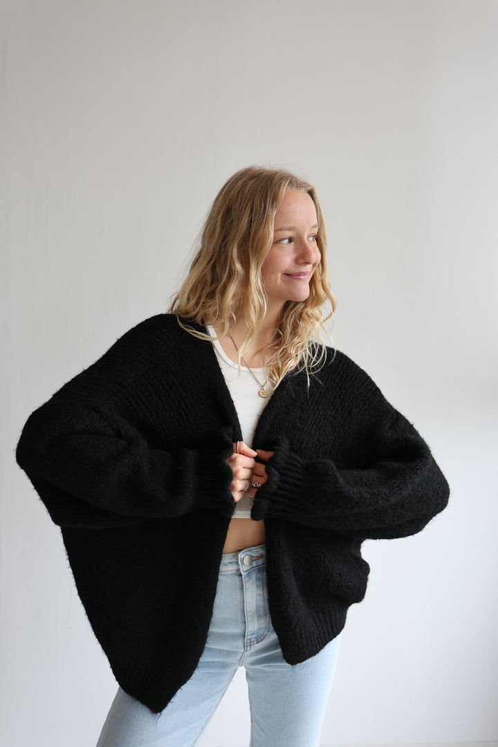 Offener Cardigan mit Rüschenärmeln Clara