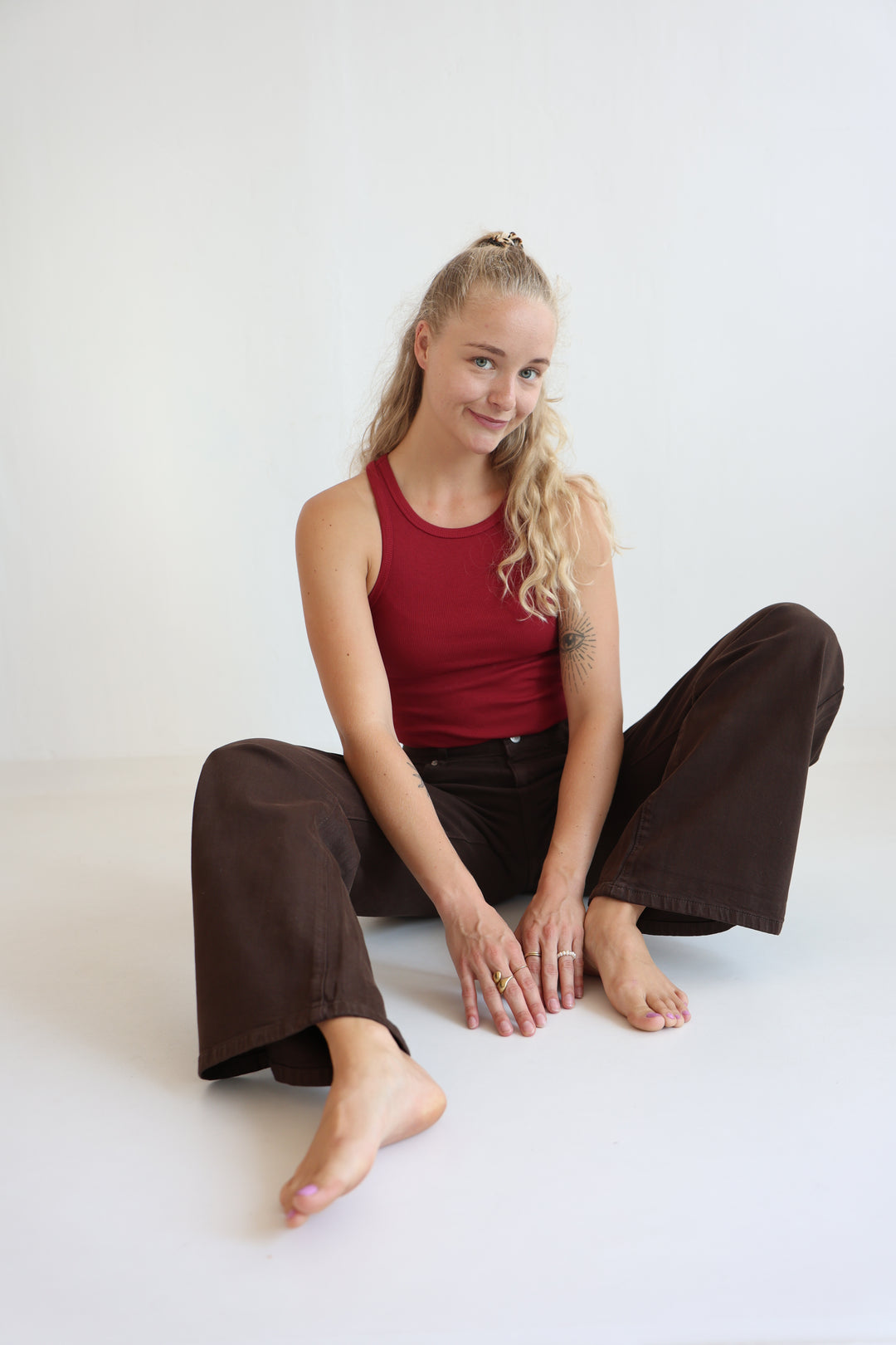 Espresso Edit Straight Fit Jeans