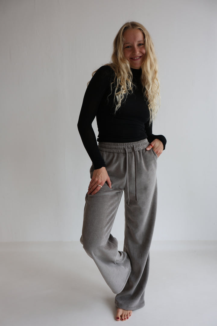 Casual Fit Cordhose