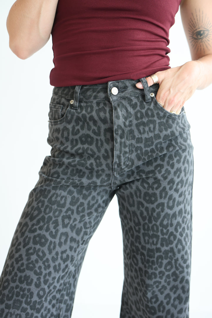 Noir Wild Wide Leg Jeans