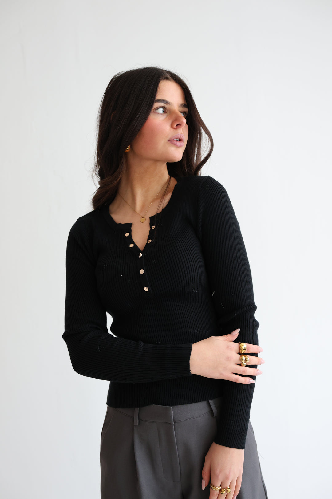 Ripped Longsleeve Nala