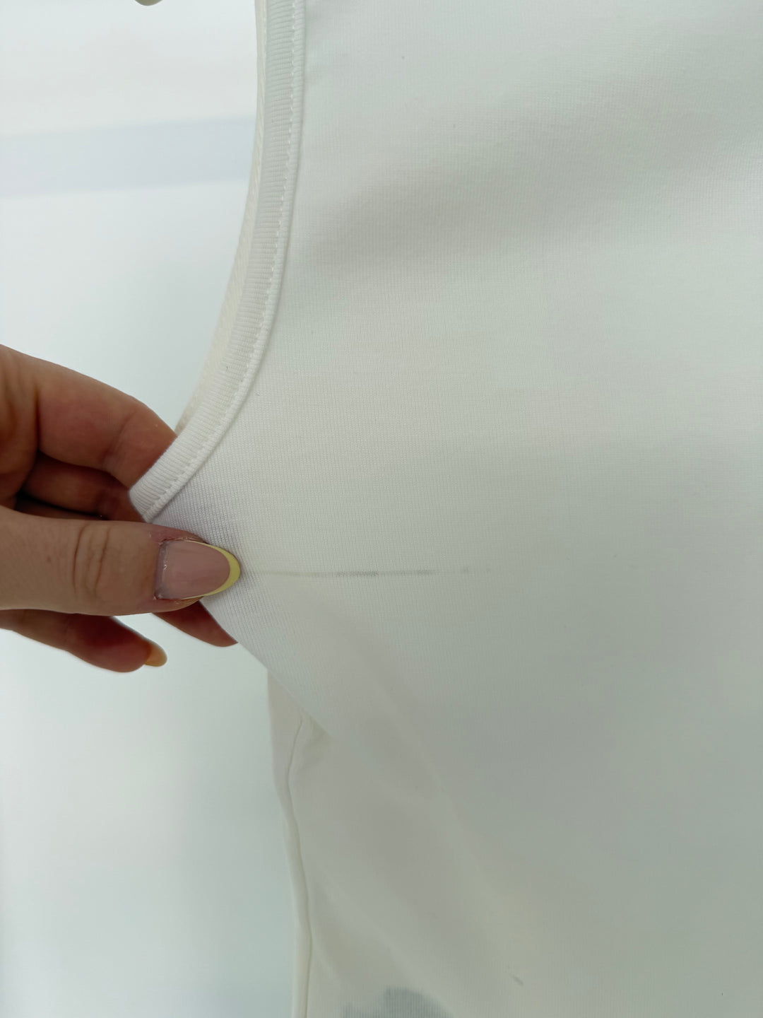 LOUNGE TANKTOP CASUAL FIT WEISS M/38 (B-WARE)