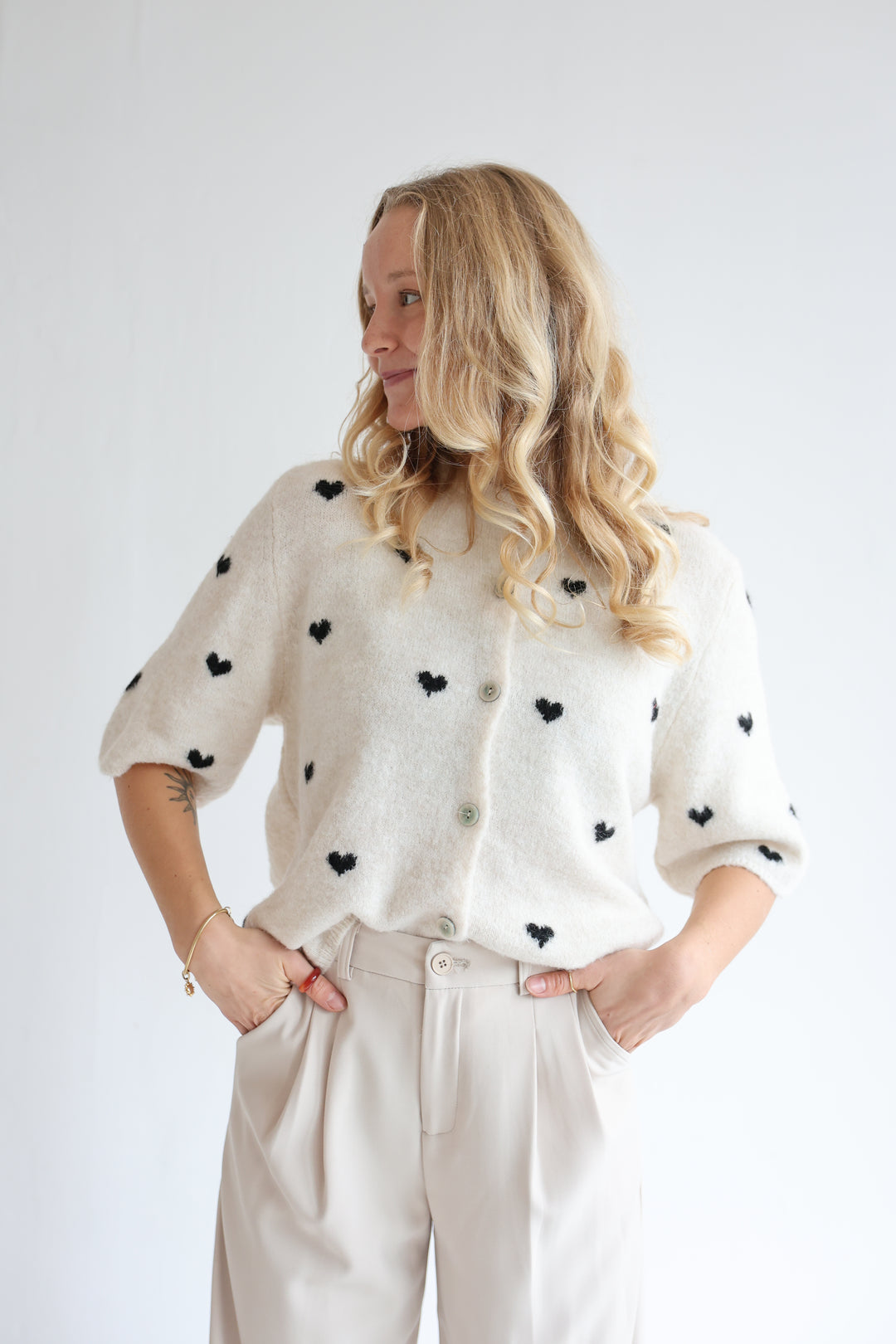 Kurzarm Cardigan Jolina mit Herzprint