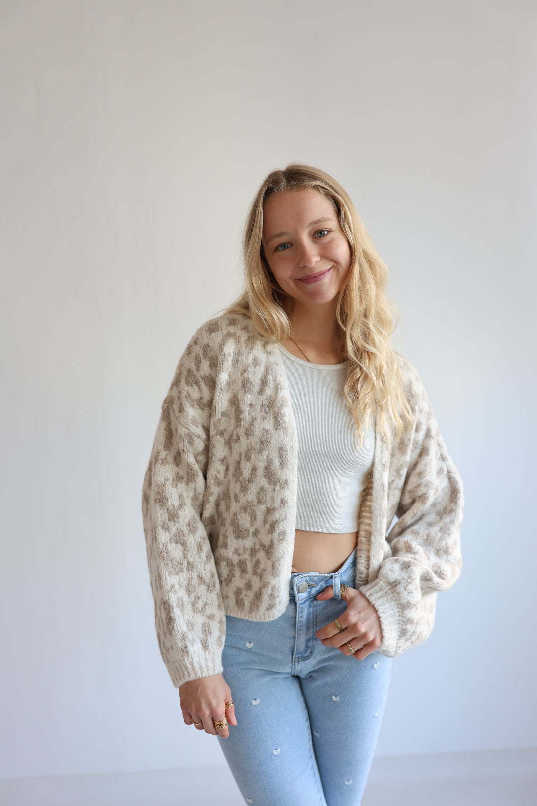 Offener Cardigan mit Leoprint