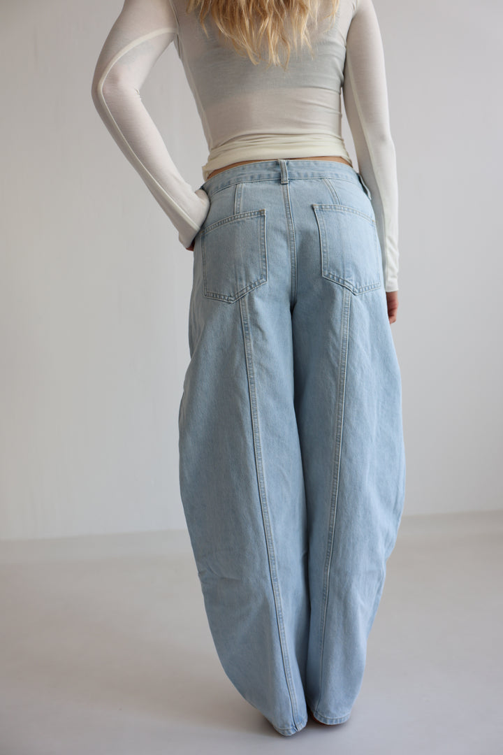 Barrel Jeans Casual Walk