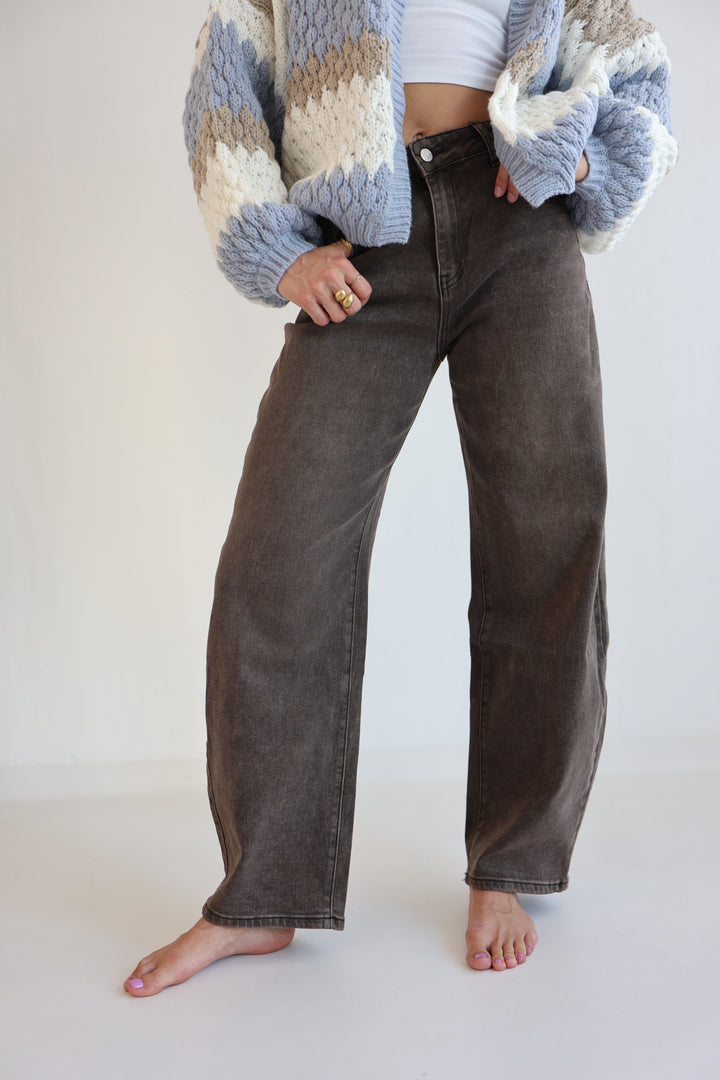 Wide Awake Barrel Jeans