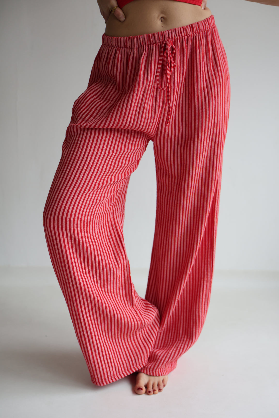 Lange Musselinhose mit Streifen Little Lines