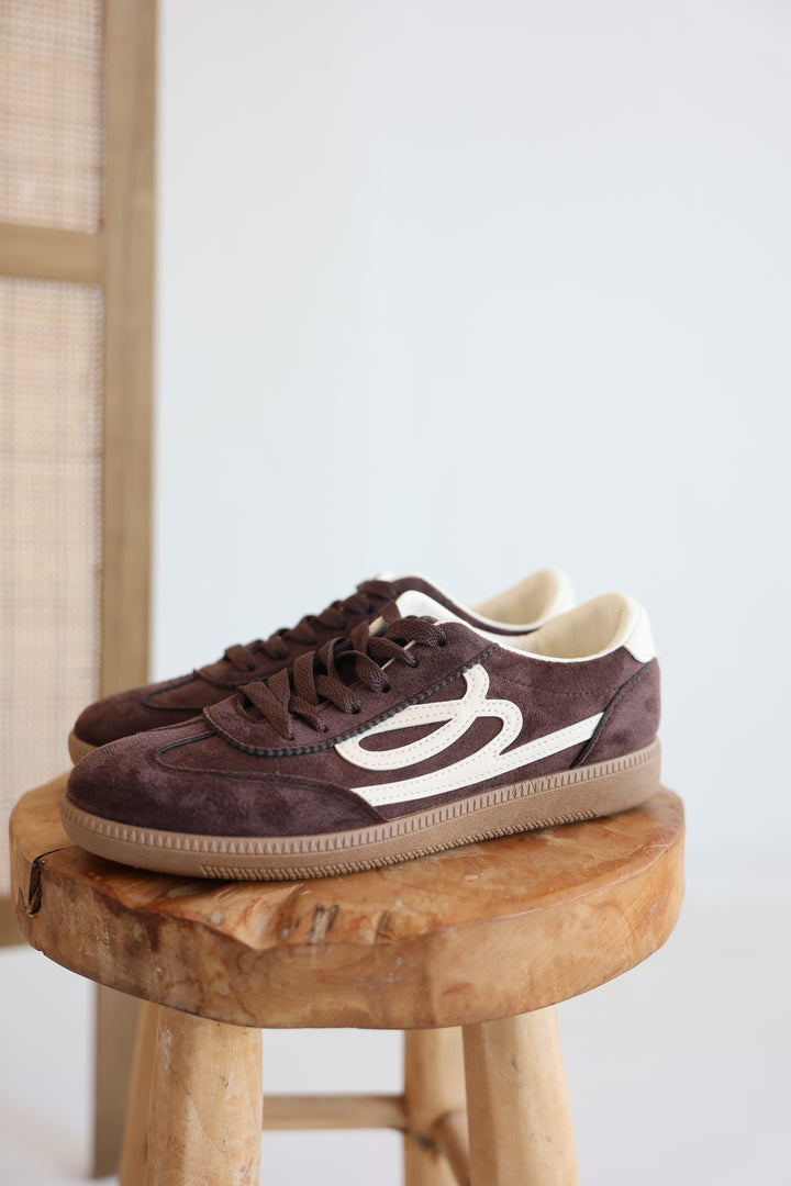 City Pace Sneakers