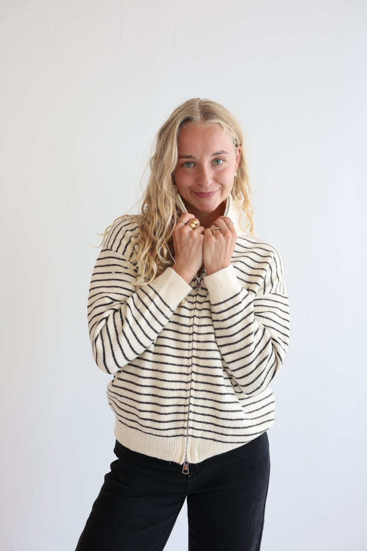 Dachshund Coast Zip Knit
