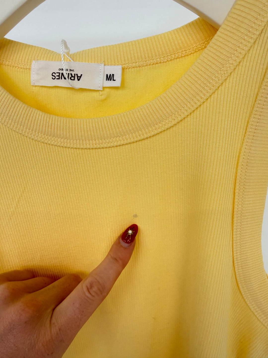 SLIM FIT RIBBED TANKTOP LEMON GR. M/L (B-WARE)