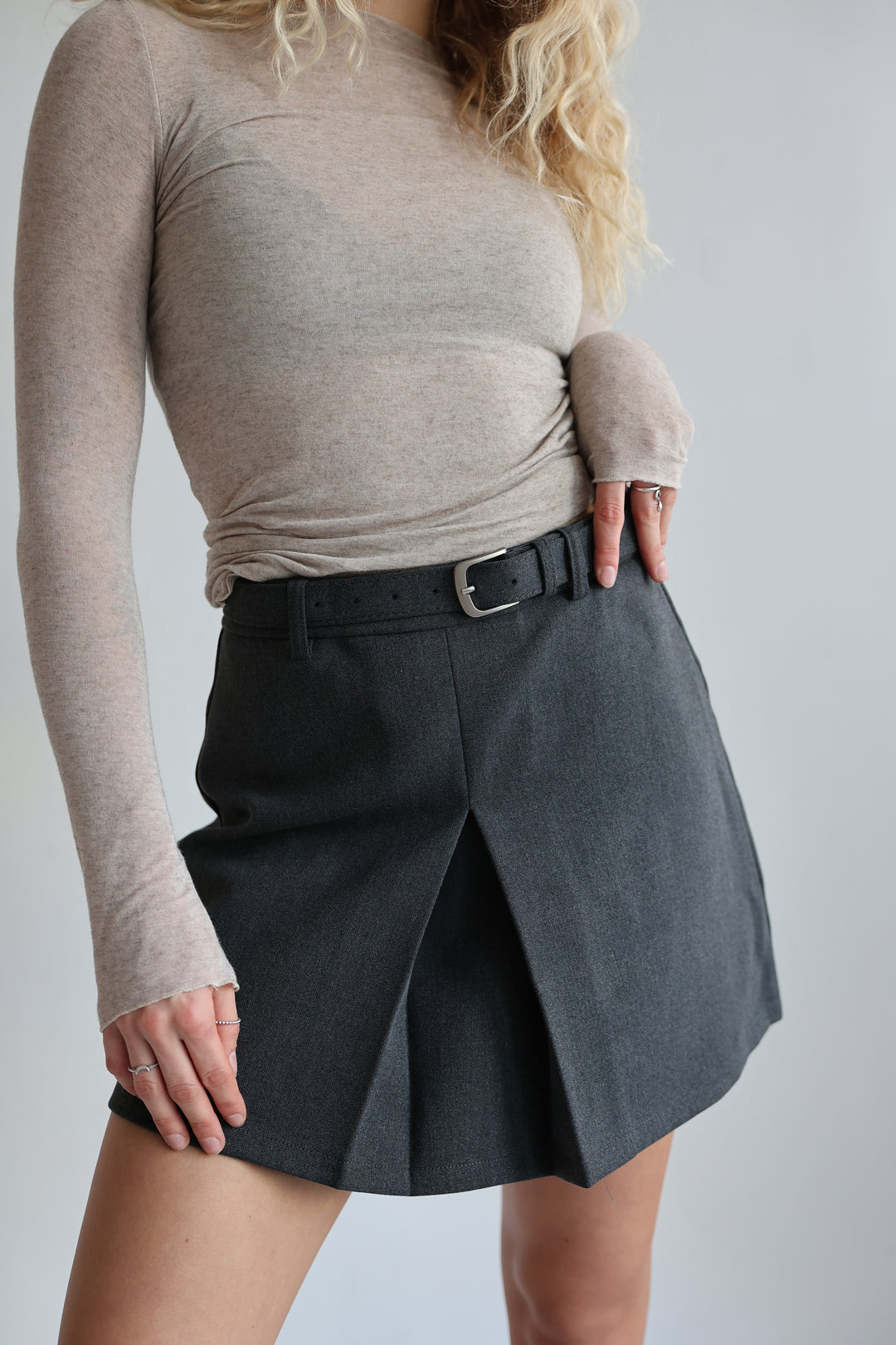 Kurzer Hosenrock mit Gürtel Britney