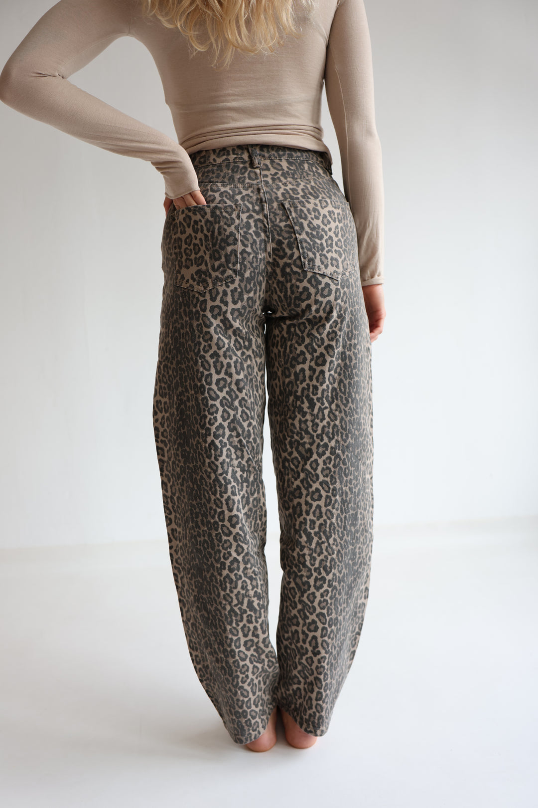 Barrel Jeans Wild Print