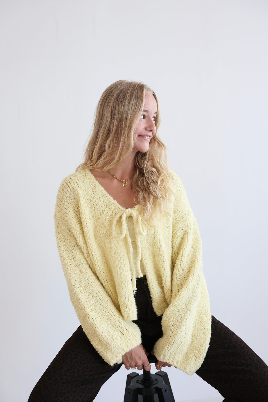 Cardigan Fluffy Tie