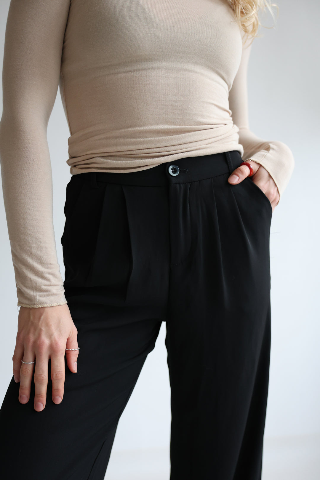 Loose Fit Pants Sina