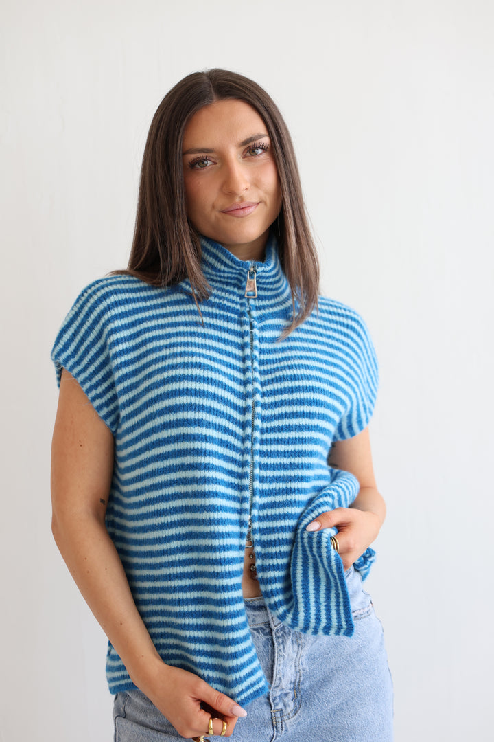 Zip Vest Fine Stripes