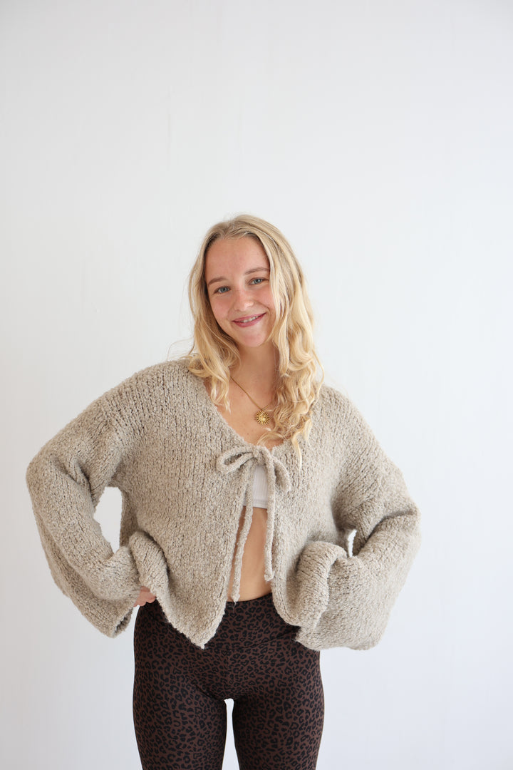 Cardigan Fluffy Tie