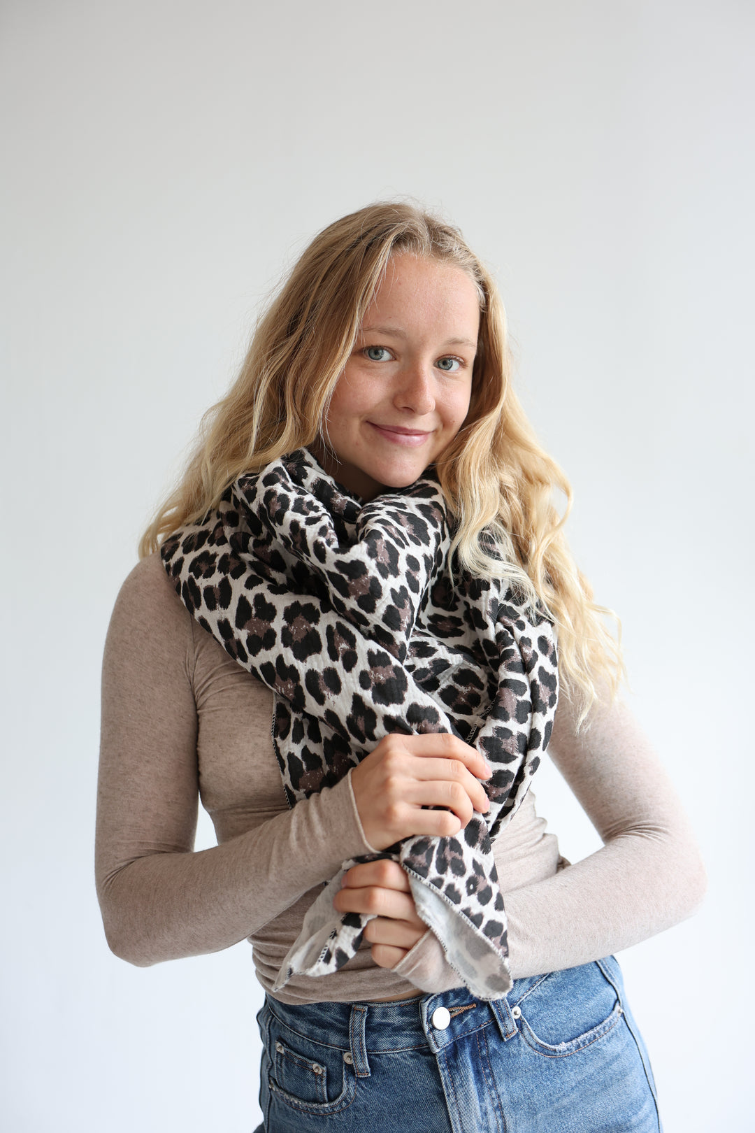 Großes Musselintuch mit Leoprint