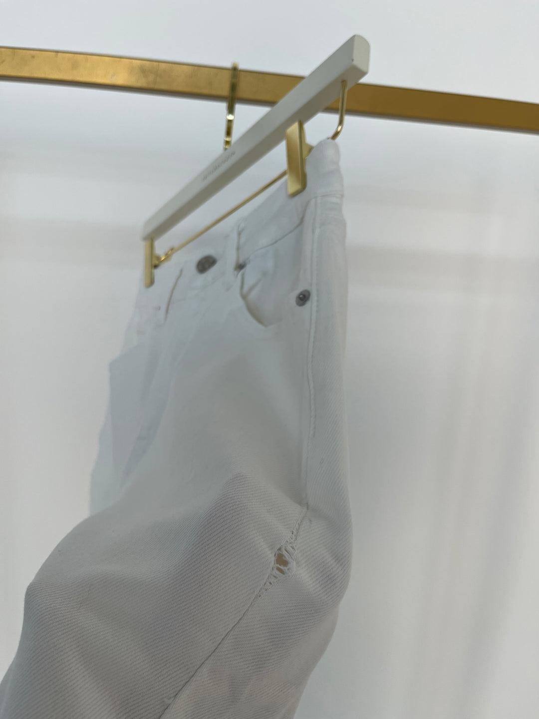 LOOSE FIT MOM JEANS NAYLA SOFT WHITE GR.34/XS (B-WARE)