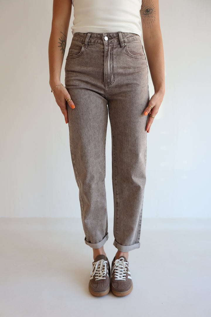 Mom Jeans Mocca Mood