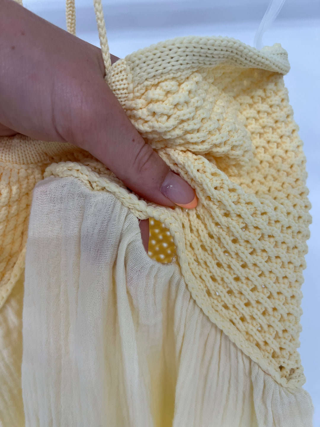 LANGES KLEID MIT HÄKELDETAILS MIDSUMMER LEMON GR.M/L (B-WARE)