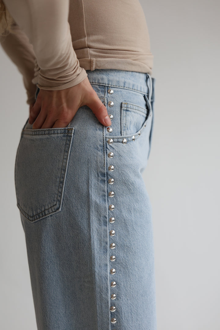 Barrel Rivet Jeans