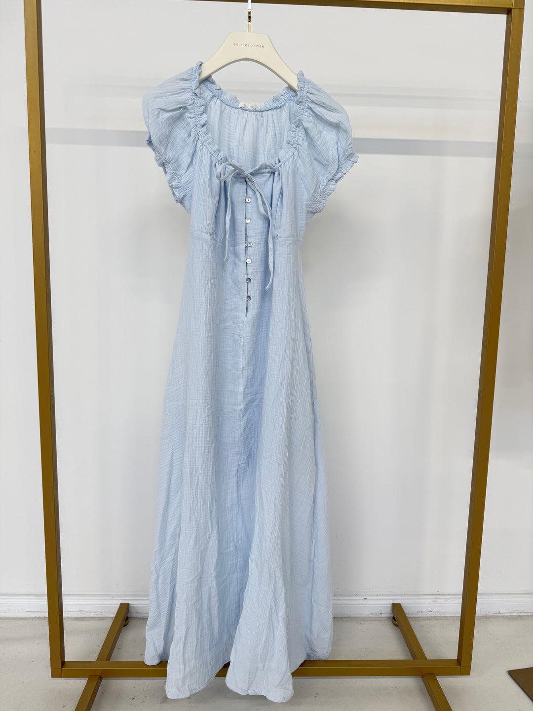 TAFFY PASTEL RUFFLE MIDI DRESS GR.M/L SOFT BLUE (B-WARE)