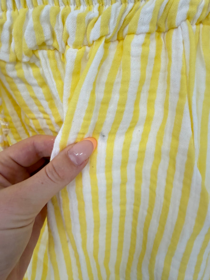 KURZE MUSSELINSHORTS MIT STREIFEN LEMON (B-WARE)