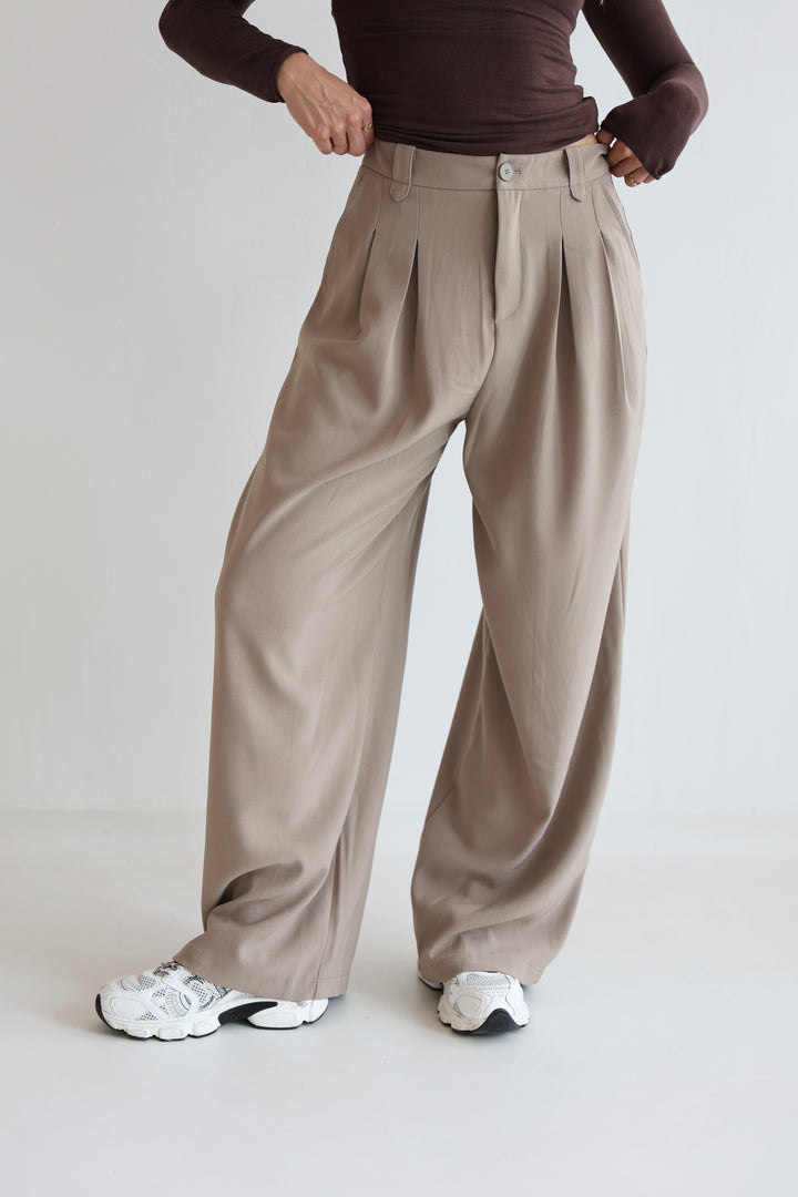 Bundfaltenhose Serena