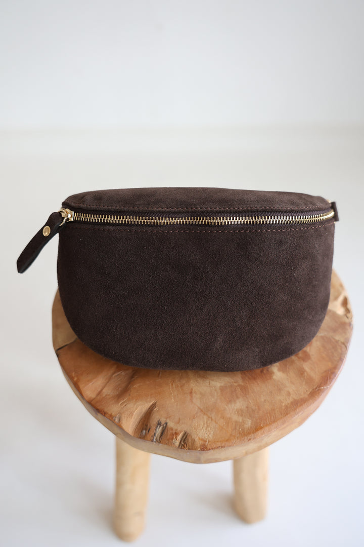 Crossbody Bag Medium aus Wildleder