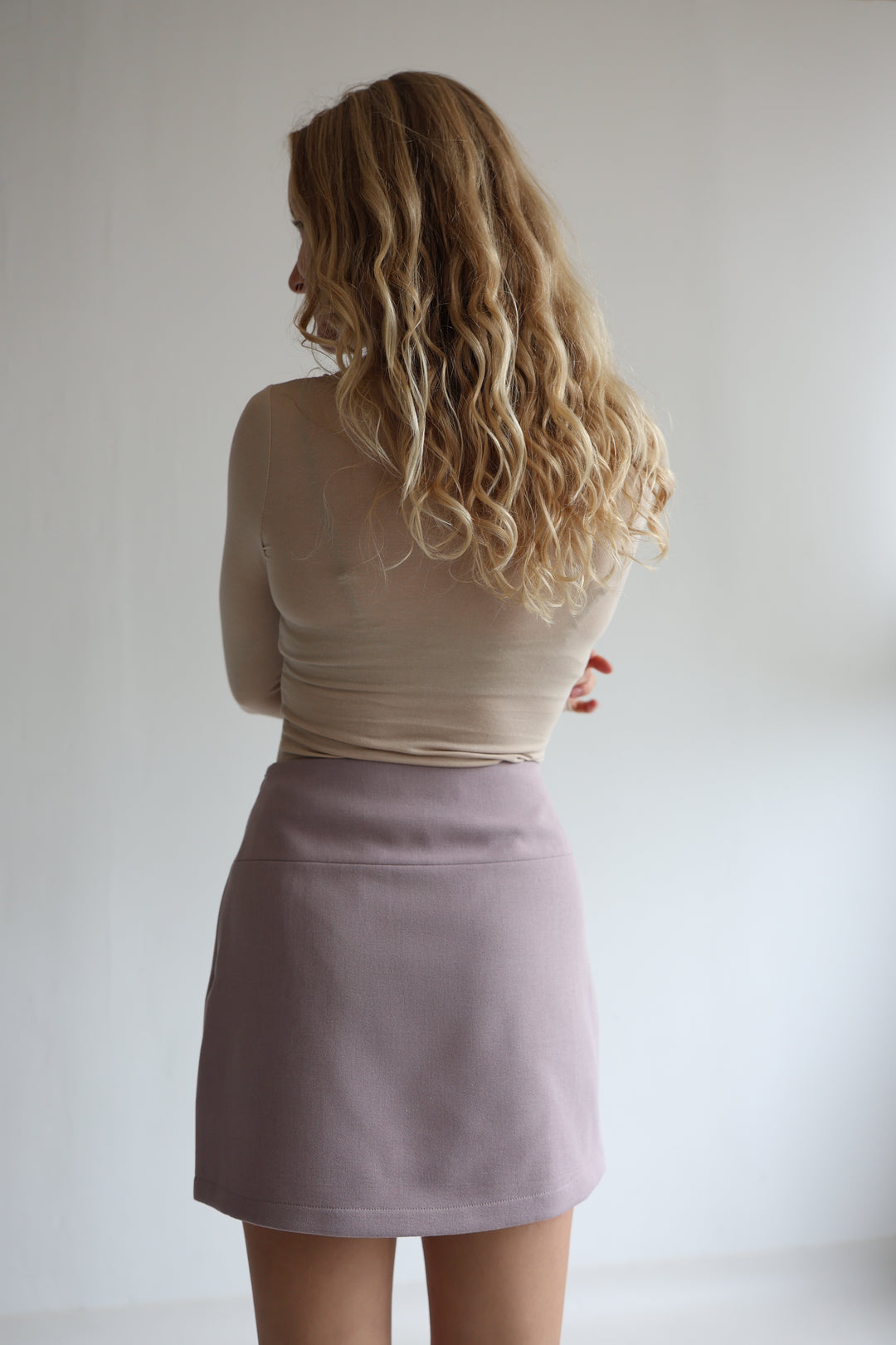 Crossover Hosenrock Lola