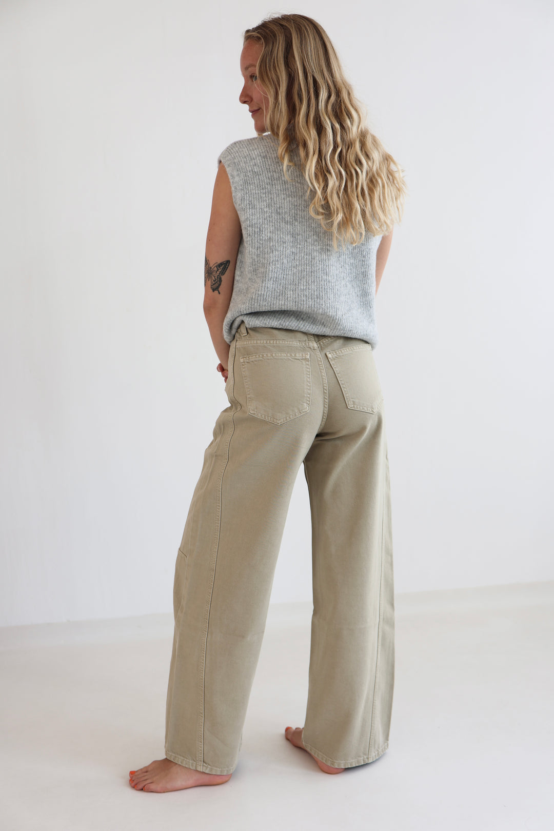 Relaxed Barrel Fit Jeans Juna