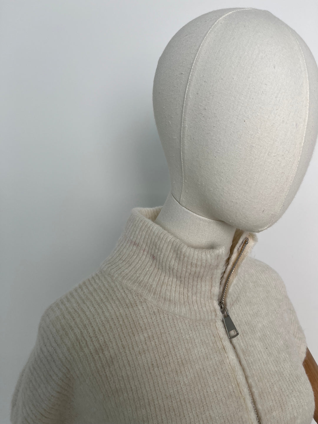 CASUAL ZIPPER WESTE CREME (B-WARE)