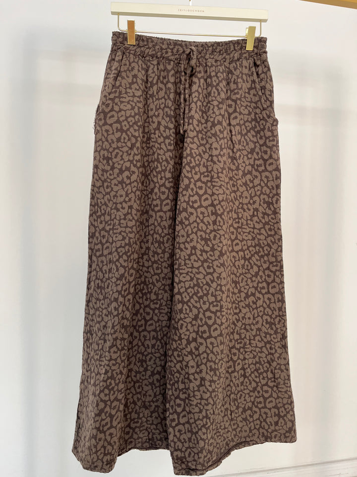 MUSSELINHOSE TIMELESS LEOPARD COFFEE (B-WARE)