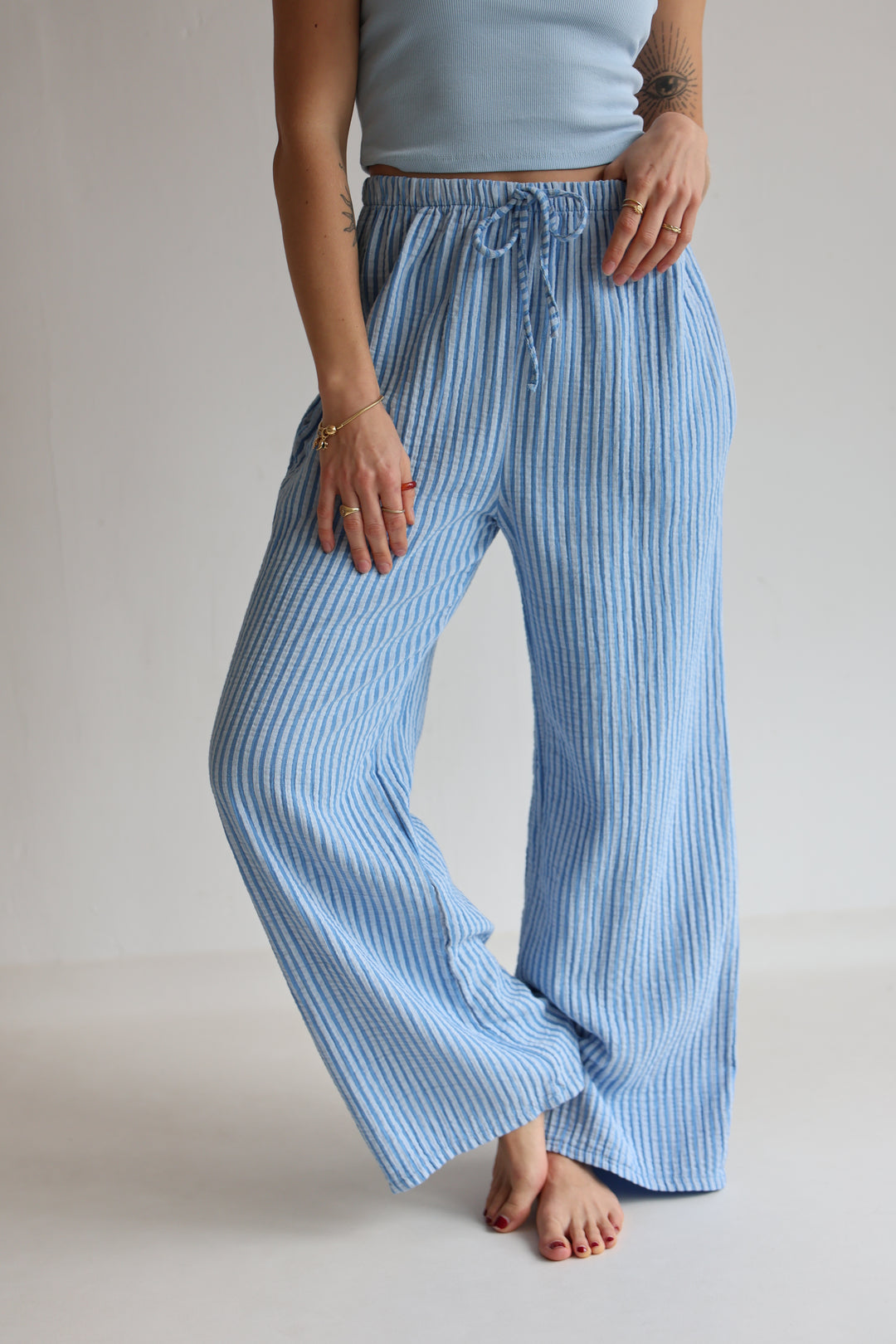 Lange Musselinhose mit Streifen Little Lines