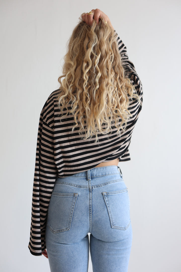 Classic Straight Capri Jeans