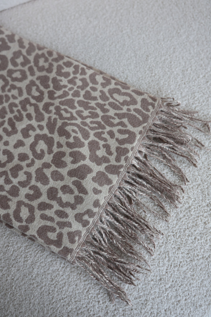 Langer Schal Wild Winter
