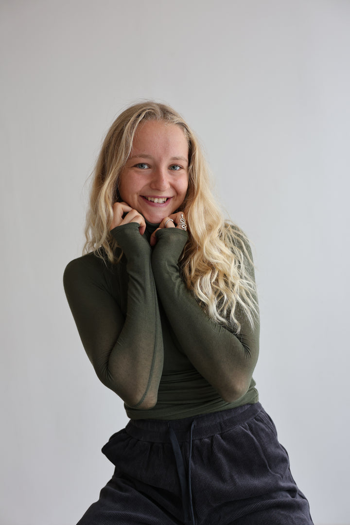 Cashmere Longsleeve mit Kragen Liliana (einfarbig)