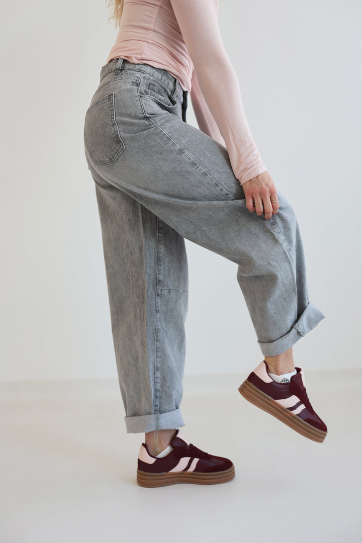 Barrel Fit Daily Jeans