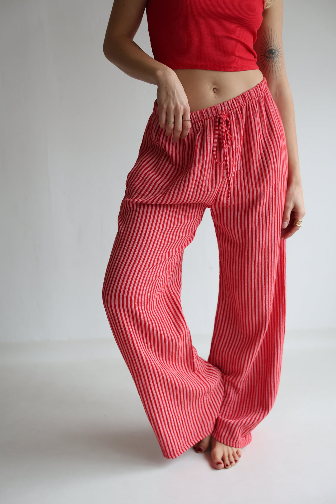 Lange Musselinhose mit Streifen Little Lines